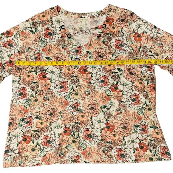 EMALINE Woman Tunic Top Sz 2X Floral Print Criss-Cross V-Neck 3/4 Sleeves Boho - Picture 3 of 7